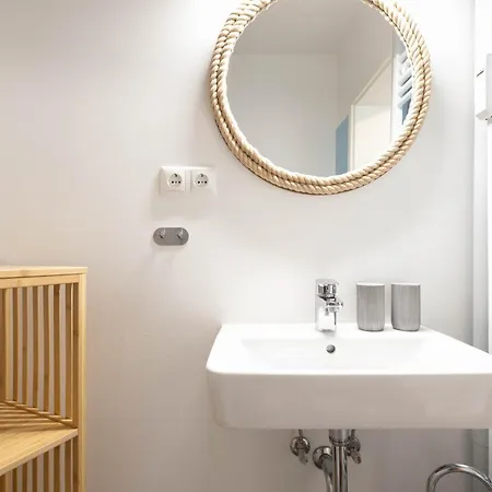 Neu! 2-zimmer-apartment Kuestenkoje Mit Seitlichem Meerblick