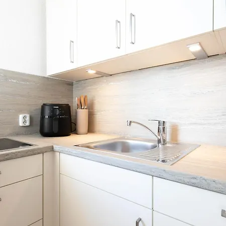 Neu! 2-zimmer-apartment Kuestenkoje Mit Seitlichem Meerblick *
